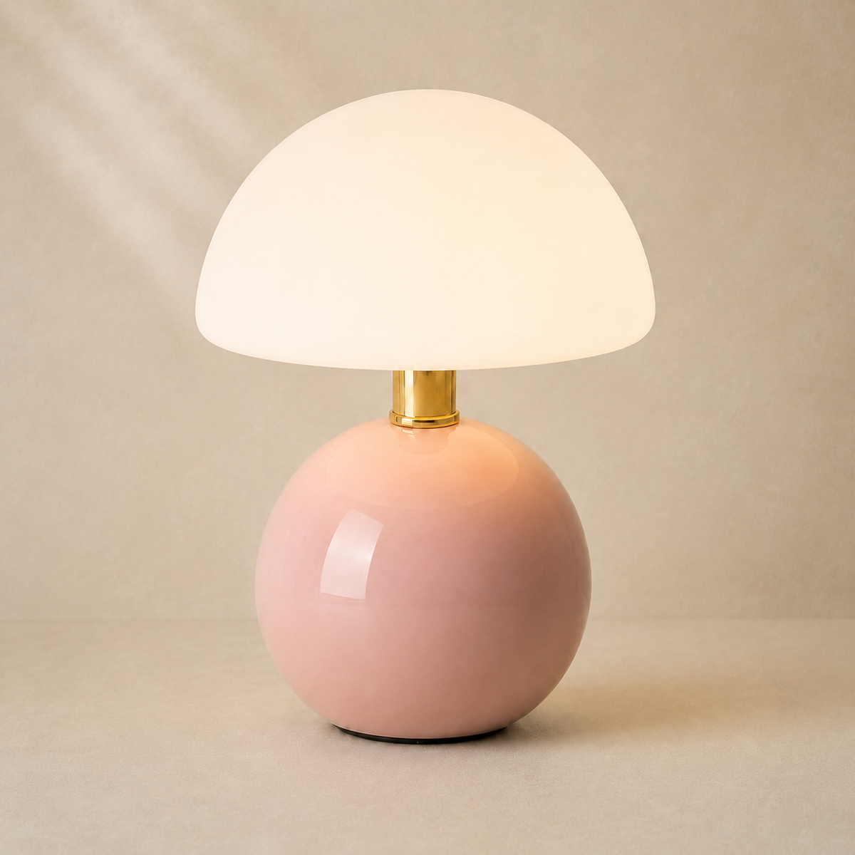 Milo — Mushroom Table Lamp